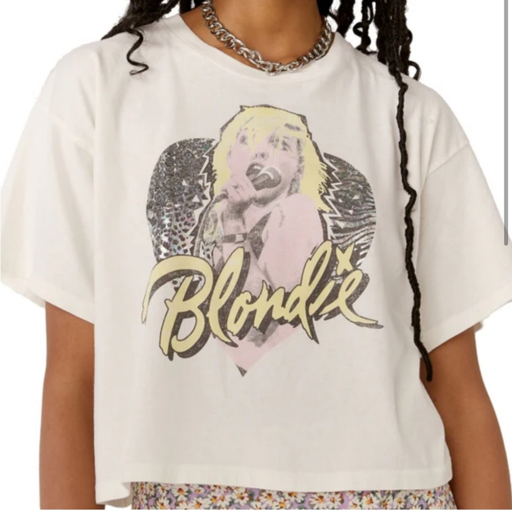 Daydreamer Tee Blondie